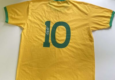 PEL&Eacute;: (1940-2022). <span style="font-family: 'Palatino Linotype', 'serif'; 