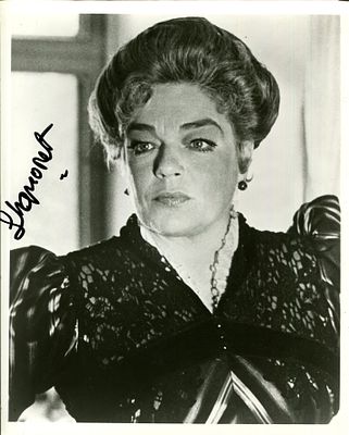 SIGNORET SIMONE: (1921-1985) French actress, Academy Award winner for Best Actress in 1959 for 