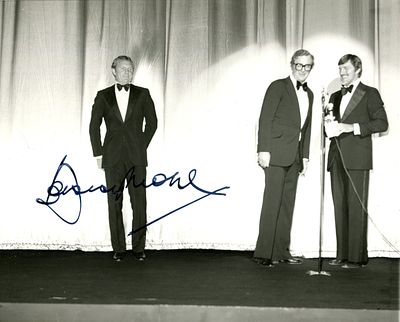 MOORE BOBBY: (1941-1993) English footballer, captain of the England national team who won the 