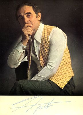 AZNAVOUR CHARLES: (1924-2018) French Singer and Songwriter. A good signed 5 x 7 colour 