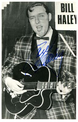 HALEY BILL: (1925-1981) American musician, a pioneer of rock and roll. Signed 3.5 x 5.5 postcard 