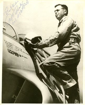 AMERICAN ACES: (x14). AMERICAN ACES: Selection of signed photographs of various sizes (8 x 10 