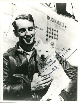 AMERICAN ACES: (x14). AMERICAN ACES: Selection of signed photographs of various sizes (8 x 10 