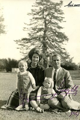 JUAN CARLOS I & SOFIA. JUAN CARLOS I &amp; SOFIA: Juan Carlos I (1938- ) King of Spain 