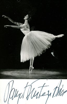 BALLET & DANCE: (x17). BALLET &amp; DANCE: A good selection of signed postcard photographs and a 
