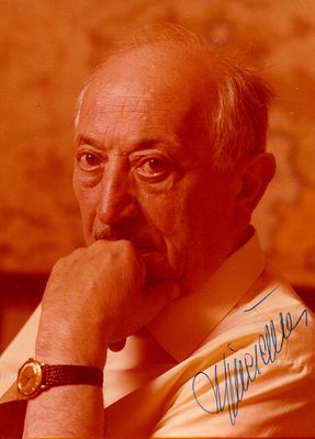 WIESENTHAL SIMON: (1908-2005) Jewish Austrian Holocaust survivor and Nazi hunter. Signed colour 