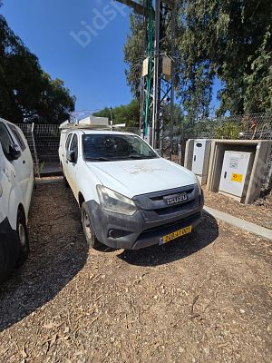 איסוזו פיק אפ מודל 2017. 204,608 ק"מ, יד ראשונה. תיבת הילוכים: ידני
מנוע: דיזל, הנעה: 4x2
