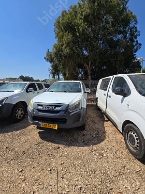 איסוזו פיק אפ מודל 2019. 260,484 ק"מ, יד ראשונה. תיבת הילוכים: אוטומטי
מנוע: דיזל, הנעה: 4x4