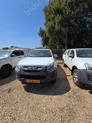 איסוזו פיק אפ מודל 2019. 270,614 ק"מ, יד ראשונה. תיבת הילוכים: אוטומטי
מנוע: דיזל, הנעה: 4x4