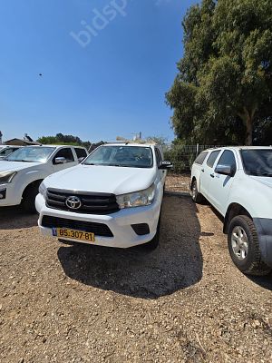 טויוטה היילקס מודל 2016. 150,700 ק"מ, יד ראשונה. תיבת הילוכים: ידני
מנוע: דיזל, הנעה: 4x4