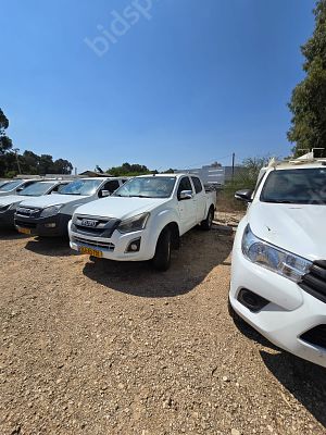 איסוזו פיק אפ מודל 2017. 418,493 ק"מ, יד ראשונה. תיבת הילוכים: אוטומטי
מנוע: דיזל, הנעה: 4x2