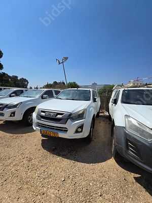 איסוזו פיק אפ מודל 2017. 171,237 ק"מ, יד ראשונה. תיבת הילוכים: אוטומטי
מנוע: דיזל, הנעה: 4x2