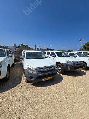 איסוזו פיק אפ מודל 2019. 104,005 ק"מ, יד ראשונה. תיבת הילוכים: ידני
מנוע: דיזל, הנעה: 4x2