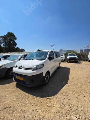 סיטרואן ג'מפי מודל 2019. 75,947 ק"מ, יד ראשונה. תיבת הילוכים: אוטומטי
מנוע: דיזל, הנעה: 4x2