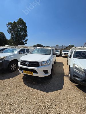 טויוטה היילקס מודל 2019. 178,950 ק"מ, יד ראשונה. תיבת הילוכים: ידני
מנוע: דיזל, הנעה: 4x4