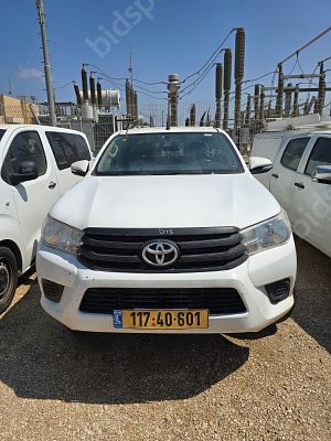 טויוטה היילקס מודל 2017. 266,376 ק"מ, יד ראשונה. תיבת הילוכים: ידני
מנוע: דיזל, הנעה: 4x4