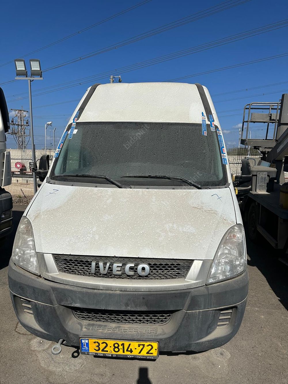 איווקו משא מעל 5 טון מודל 2011. 218,579 ק"מ. תיבת הילוכים: אוטומט רובוטי
מנוע: דיזל.
ללא רישוי 