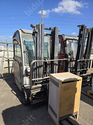 STILL מלגזה חשמלית ניידת 1.5 טון מודל 2006. 
שעות מנוע: 2229.01 
תוקף רישיון 01/03/2026