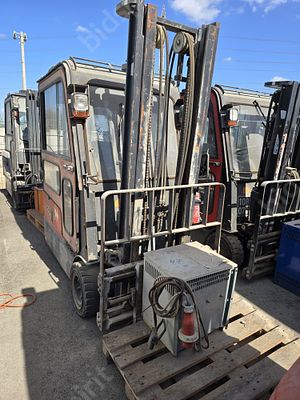 אי.פי מלגזה חשמלית ניידת 2 טון מודל 2012. 
שעות מנוע 20021
ללא רישוי אגרה שולמה , תוקף רישיון 