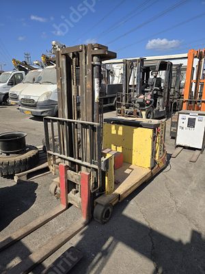 HYSTER מלגזה ידנית 1.5 טון מודל 2003. 
שעות מנוע: 9852
תוקף רישיון 01/05/2026