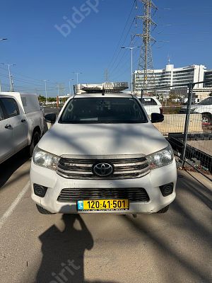 טויוטה היילקס מודל 2018. 270,519 ק"מ
הנעה: 4x4.
ללא רישוי האגרה שולמהרישיון בתוקף10/06/2025