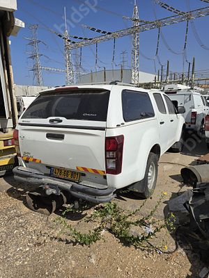 איסוזו פיק אפ מודל 2019. 218,089 ק"מ
הנעה: 4x4.
רישיון בתוקף12/05/2026