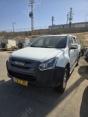 איסוזו מודל 2020. 215,608 ק"מ
הנעה: 4x4.
רישיון בתוקף06/05/2026