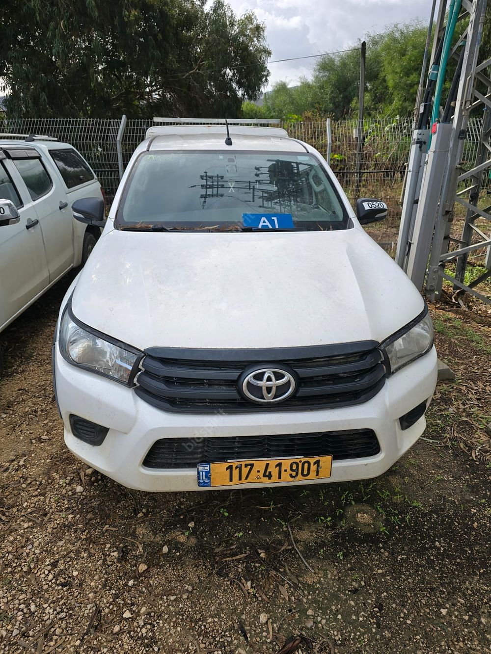 טויוטה היילקס תא כפול מודל 2017. 257,787 ק"מ. תיבת הילוכים: ידני
מנוע: דיזל, נפח מנוע: 2,393 