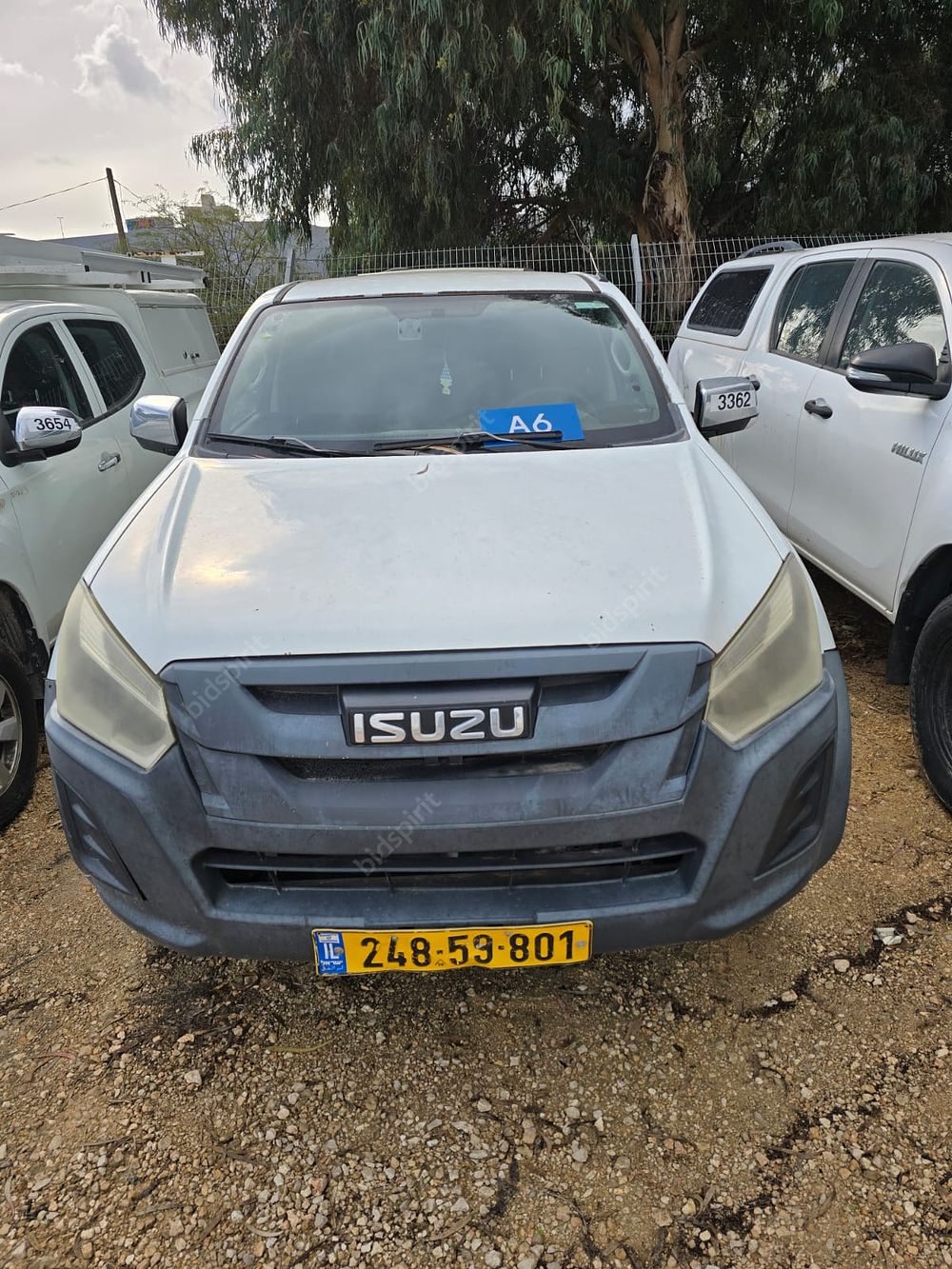 איסוזו פיק אפ מודל 2017. 213,448 ק"מ. תיבת הילוכים: אוטומטי
מנוע: דיזל, הנעה: 4x4, תוספות: 