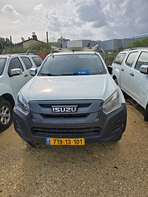 איסוזו פיק אפ מודל 2020. 196,553 ק"מ. תיבת הילוכים: אוטומטי
מנוע: דיזל, הנעה: 4x4.
תוקף רישיון 