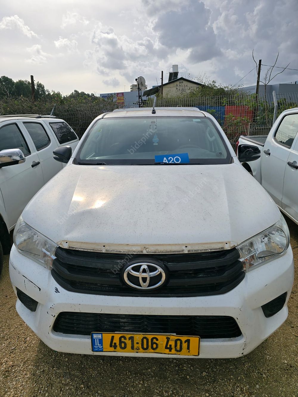 טויוטה היילקס מודל 2019. 249,940 ק"מ. תיבת הילוכים: ידני
מנוע: דיזל, הנעה: 4x4.
תוקף רישיון 10.03.26