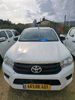 טויוטה היילקס מודל 2019. 249,940 ק"מ. תיבת הילוכים: ידני
מנוע: דיזל, הנעה: 4x4.
תוקף רישיון 10.03.26