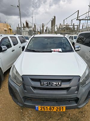 איסוזו פיק אפ מודל 2019. 223,350 ק"מ. תיבת הילוכים: אוטומטי
מנוע: דיזל, הנעה: 4x4.
ללא רישוי 