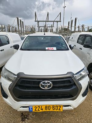 טויוטה היילקס מודל 2020. 191,411 ק"מ. תיבת הילוכים: ידני
מנוע: דיזל, הנעה: 4x4.
תוקף רישיון 13.10.26