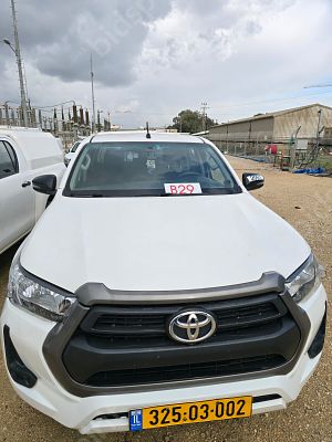 טויוטה היילקס מודל 2020. 176,356 ק"מ. תיבת הילוכים: ידני
מנוע: דיזל, הנעה: 4x4.
תוקף רישיון 28.11.26