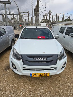 איסוזו פיק אפ מודל 2017. 264,895 ק"מ. תיבת הילוכים: אוטומטי
מנוע: דיזל, הנעה: 4x2.
ללא רישוי 