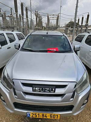 איסוזו פיק אפ מודל 2019. 226,838 ק"מ. תיבת הילוכים: אוטומטי
מנוע: דיזל, הנעה: 4x2.
ללא רישוי 