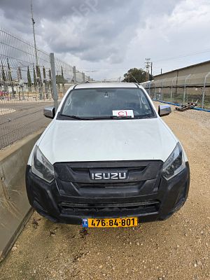 איסוזו פיק אפ מודל 2019. 199,629 ק"מ. תיבת הילוכים: אוטומטי
מנוע: דיזל, הנעה: 4x4.
תוקף רישיון 