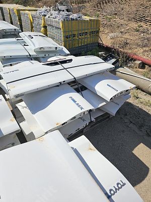 דלתות לרכב דלתות לרכב טויוטה. 
דלתות לרכב טויוטה, 9 יחידות, ללא ברגים.
ההצעות אינן כוללות מע"מ 