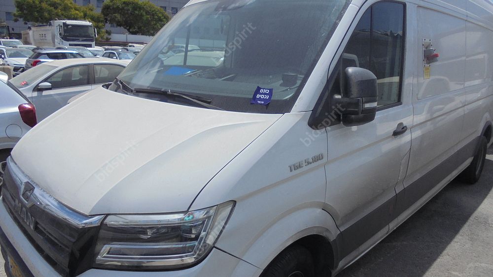 מאן TGE51804X2SBPVL5H3 מודל 2022. 340,971 ק"מ, יד ראשונה. תיבת הילוכים: אוטומטי
צבע: לבן, מנוע: 