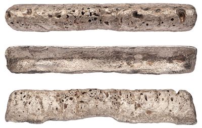 "Серебряный платежный слиток "Сум (гривна татарская (волжская ладьеобразная)". Начало XIV в. 