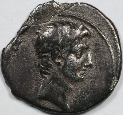 ROMAN IMPERATORIAL Octavian AR Denarius. Italian mint (Rome?), autumn 30 - summer 29 BC. 