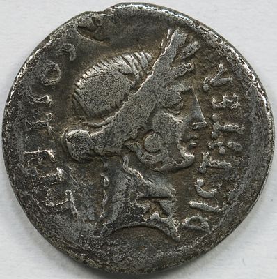 Roman Republic The Caesarians. Julius Caesar. January-April 46 BC. AR Denarius , 3.42 g. 