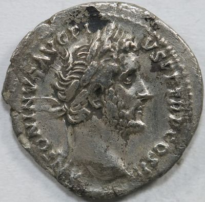 Antoninus Pius AR Denarius. 2,95g Rome, AD 140-143. ANTONINVS AVG PIVS P P TR P COS III 