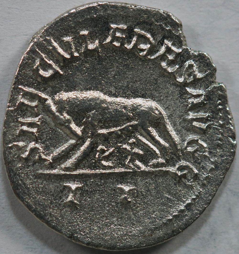 Roman Imperial. Philip I, AR Antoninianus.3,87h Rome, AD 248. Radiate, draped, and cuirassed 