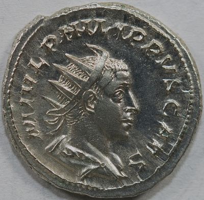 Philip II AR Antoninianus. 4,10g Rome, AD 244-246. M IVL PHILIPVS CAES, radiate, draped &amp; 
