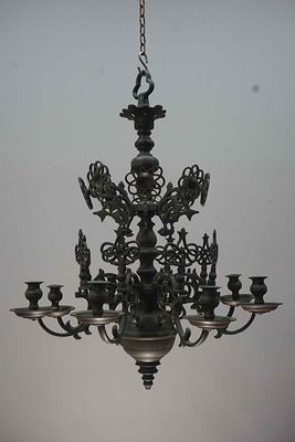 Jewish chandelier in bronze, Gothic style consisting of 8 decorative arms in 2 layers, 19th H78x64