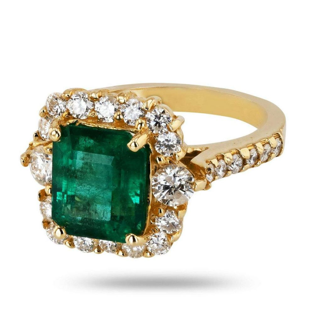 Lot 7 14k Emerald And Diamond Ring Intervendue Inc