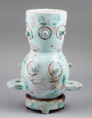 אגרטל קרמיקה, אהרון כהנא. אגרטל ותחתית קרמיקה ישראלי מעשה ידי אהרון כהנא (1905-1967). מעוטר 