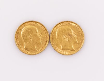 מטבעות סוברין אנגליים. שני מטבע סוברין אנגליים, זהב 22K, שנת 1904. משקל כולל: 15.91 גרם.